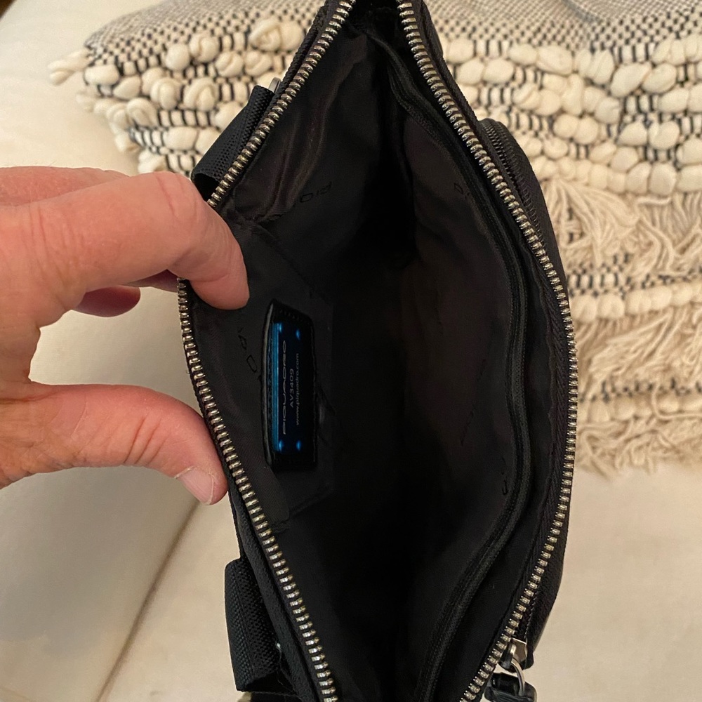 Piquadro Leather Crossbody Bag - Picture 8 of 8